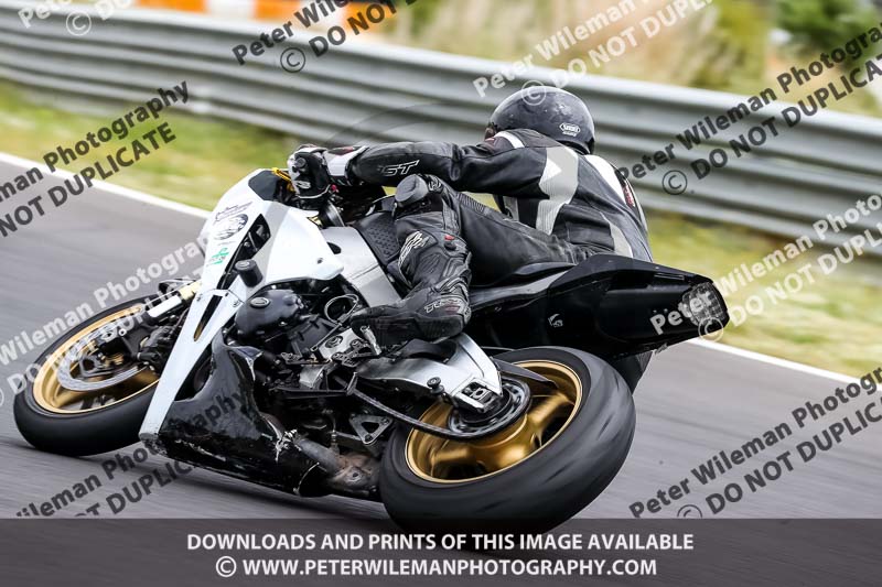 estoril;event digital images;motorbikes;no limits;peter wileman photography;portugal;trackday;trackday digital images